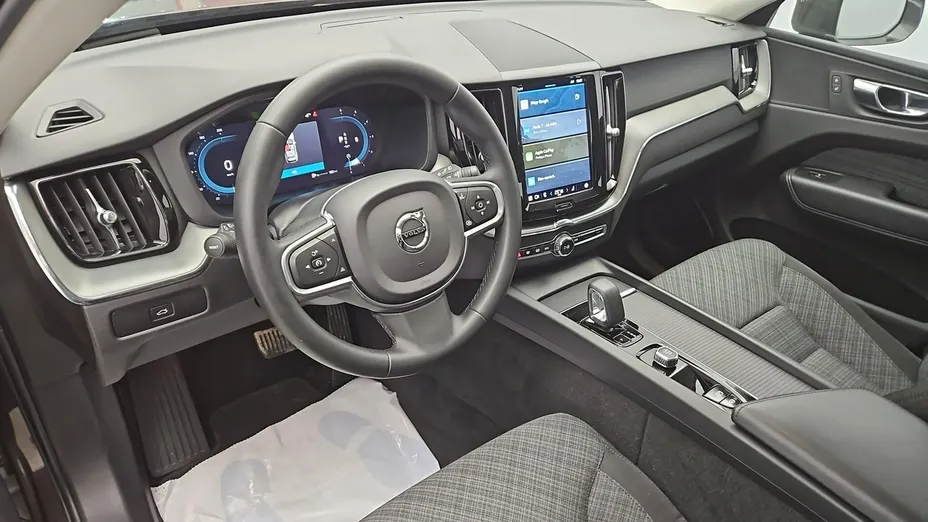 VOLVO XC60 -