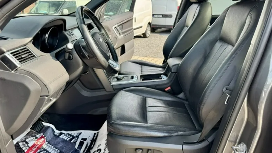 LAND ROVER Discovery Sport -