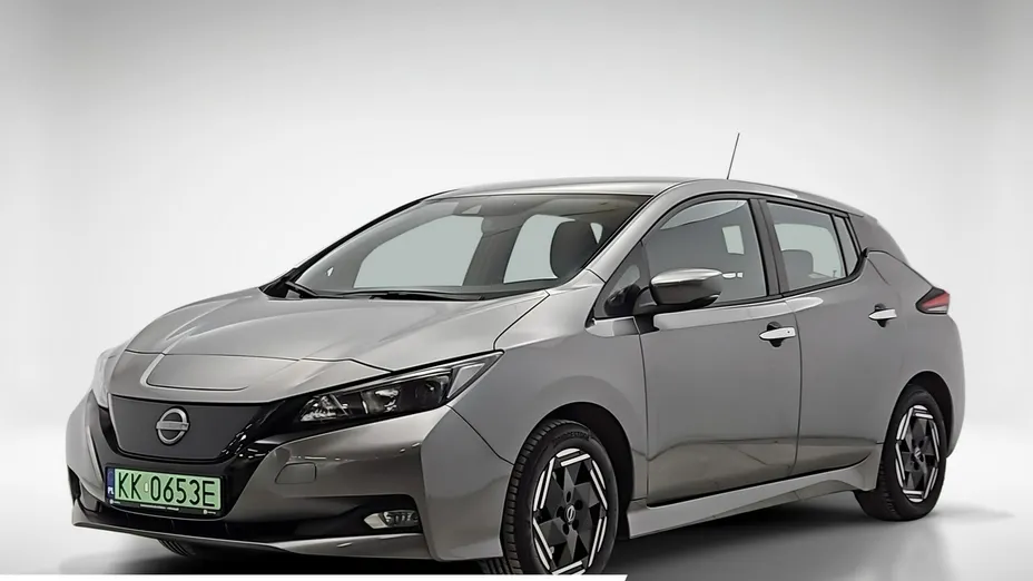 NISSAN Leaf -