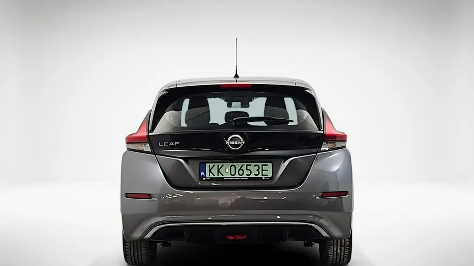 NISSAN Leaf -