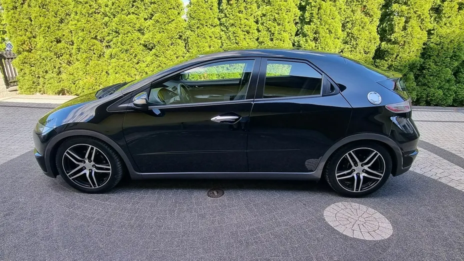 HONDA Civic -