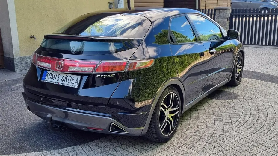 HONDA Civic -