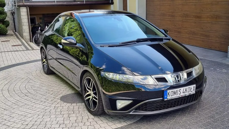 HONDA Civic -