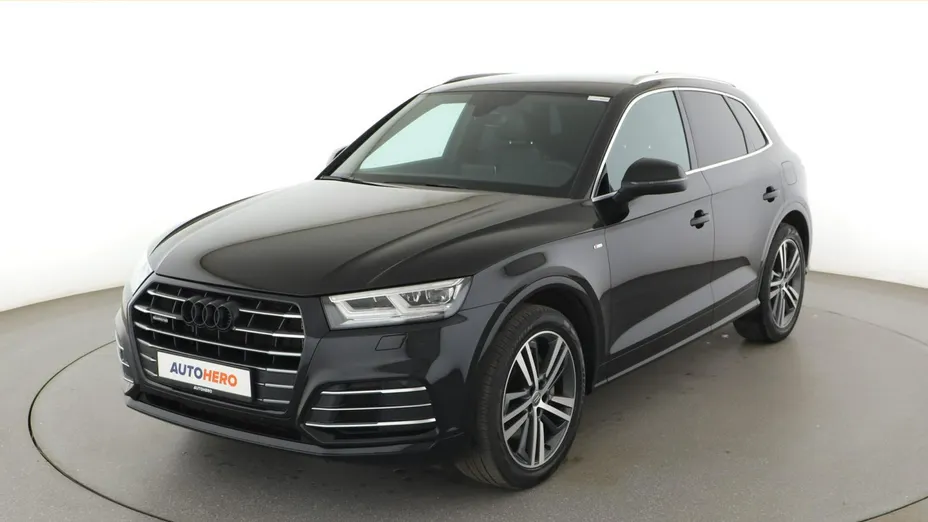 AUDI Q5 -