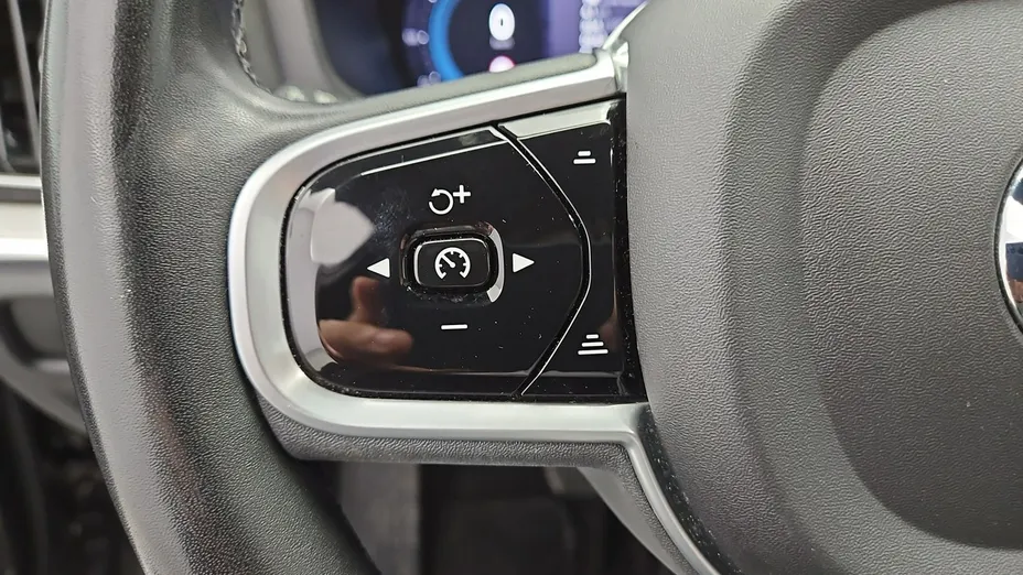 VOLVO V60 -