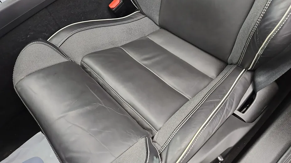 VOLVO V60 -