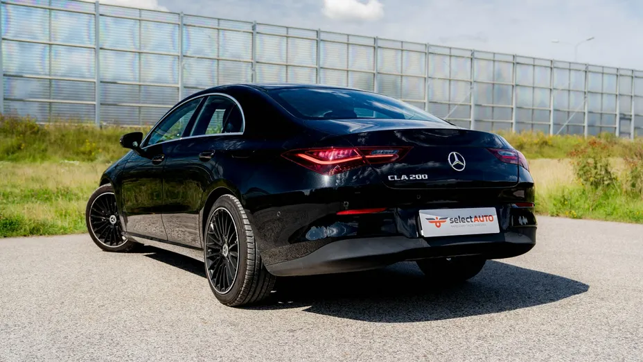 MERCEDES-BENZ CLA -