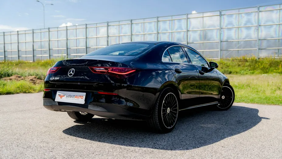 MERCEDES-BENZ CLA -