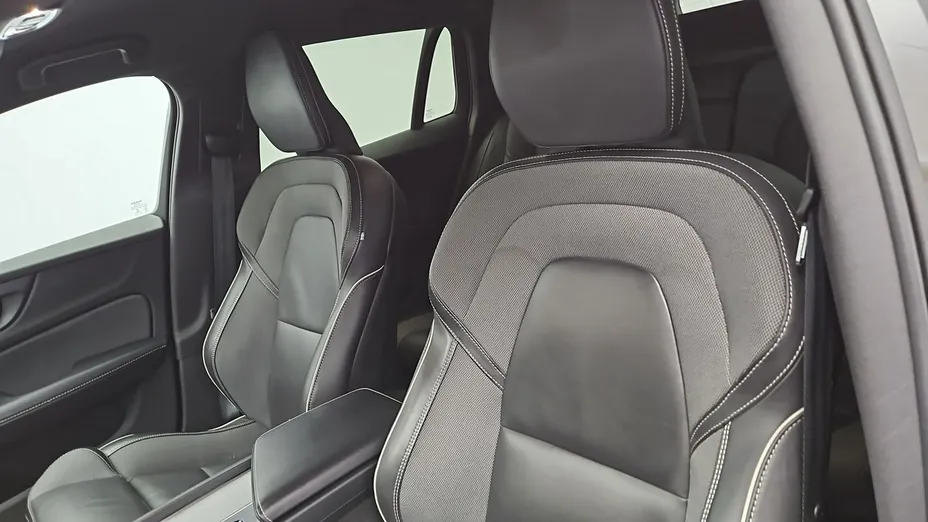 VOLVO V60 -