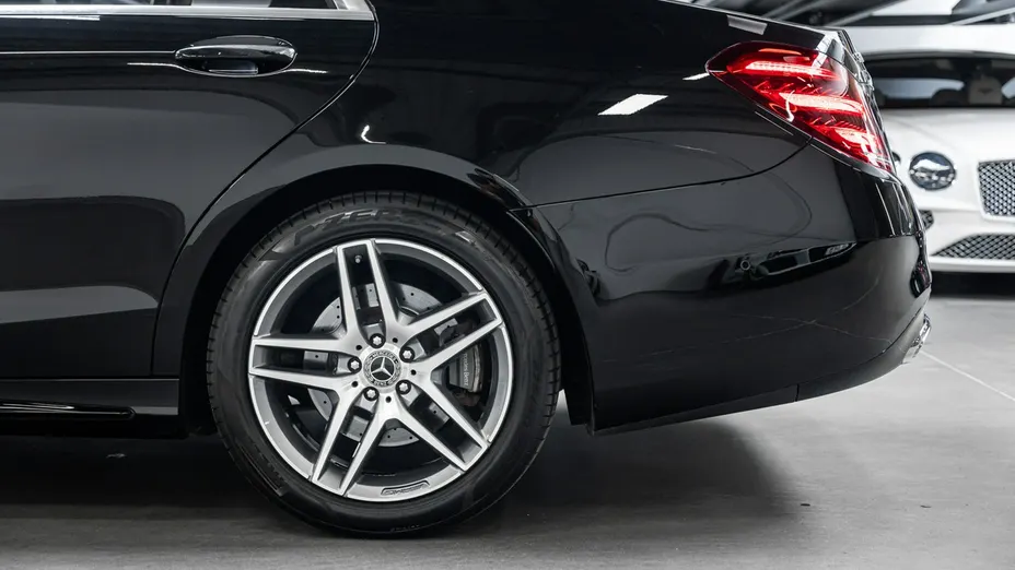 MERCEDES-BENZ S Klasa -
