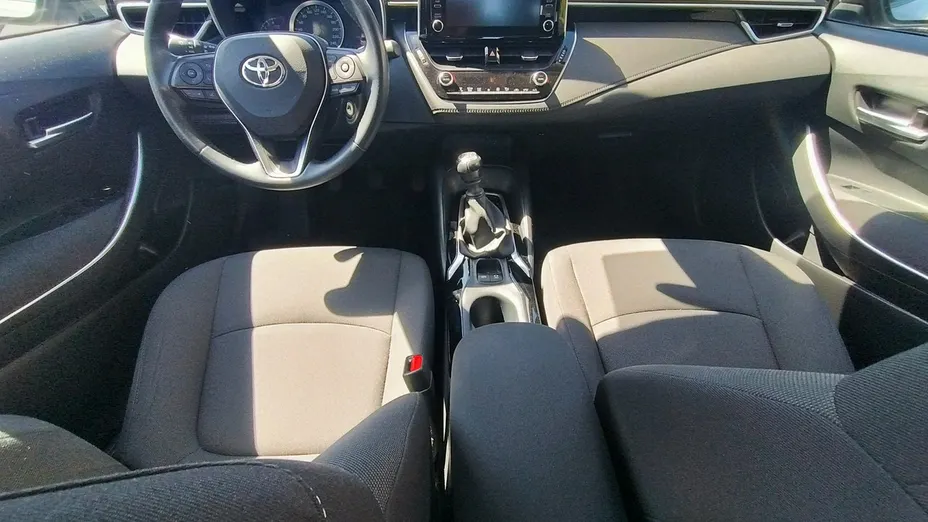 TOYOTA Corolla -