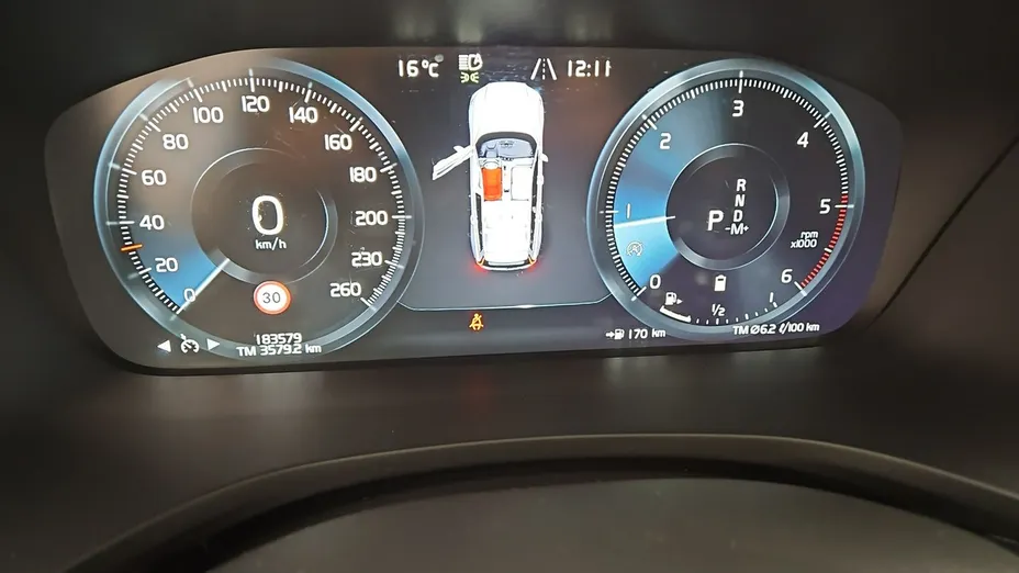 VOLVO V60 -