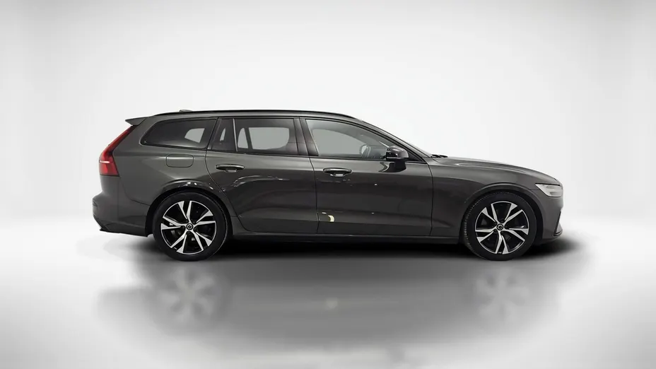 VOLVO V60 -