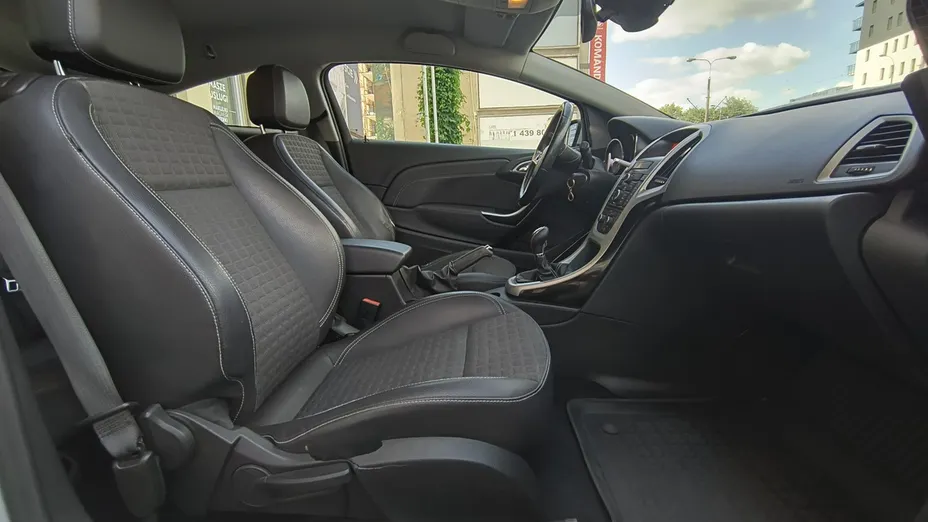 OPEL Astra -