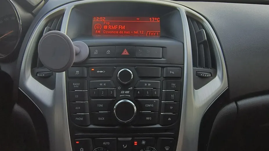 OPEL Astra -