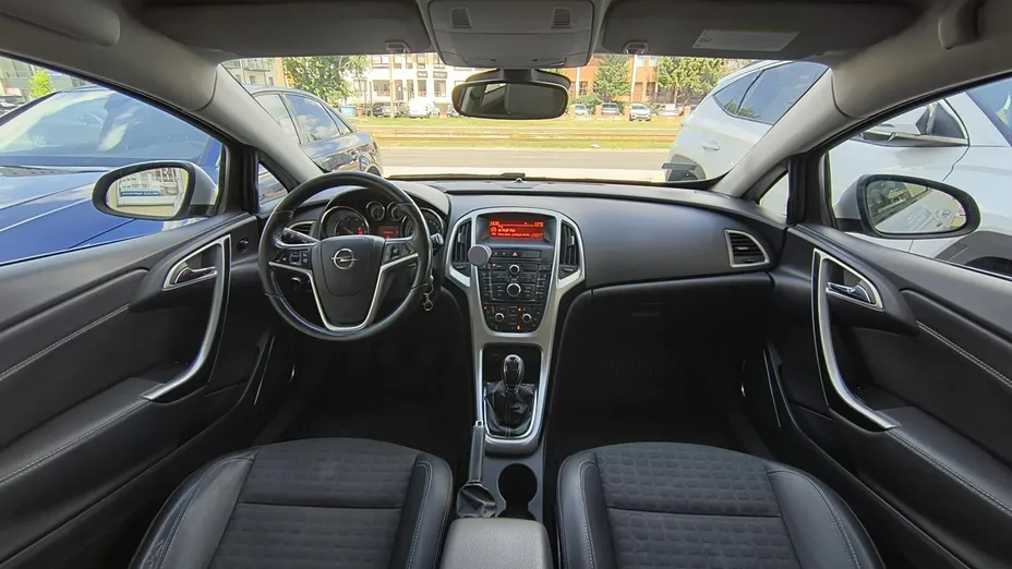 OPEL Astra -