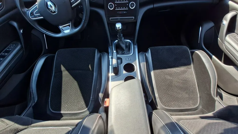 RENAULT Megane -