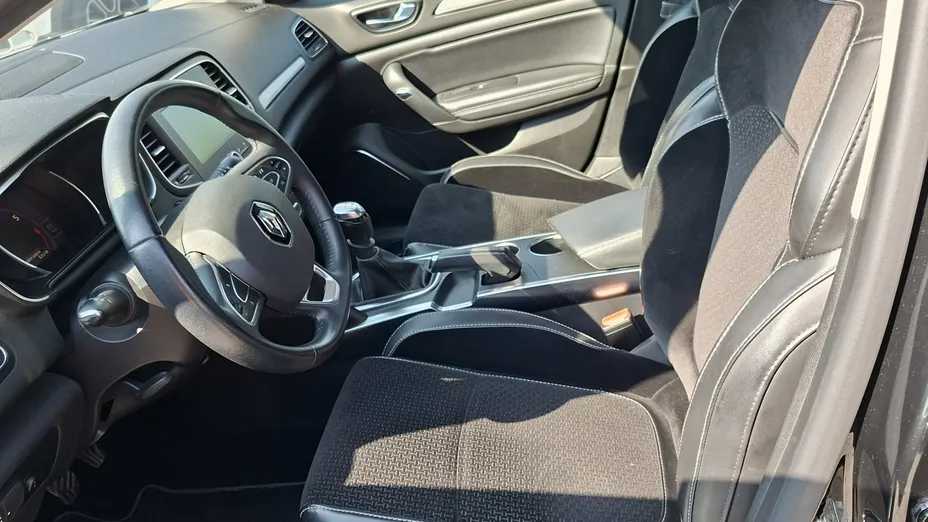 RENAULT Megane -