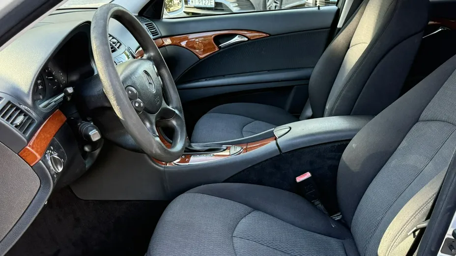 MERCEDES-BENZ E Klasa -