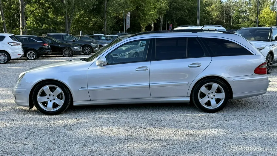 MERCEDES-BENZ E Klasa -