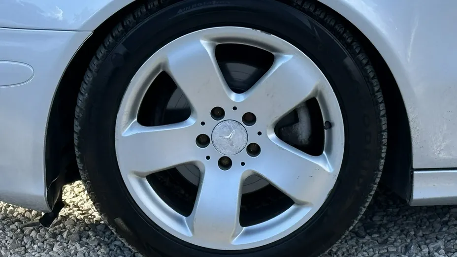 MERCEDES-BENZ E Klasa -