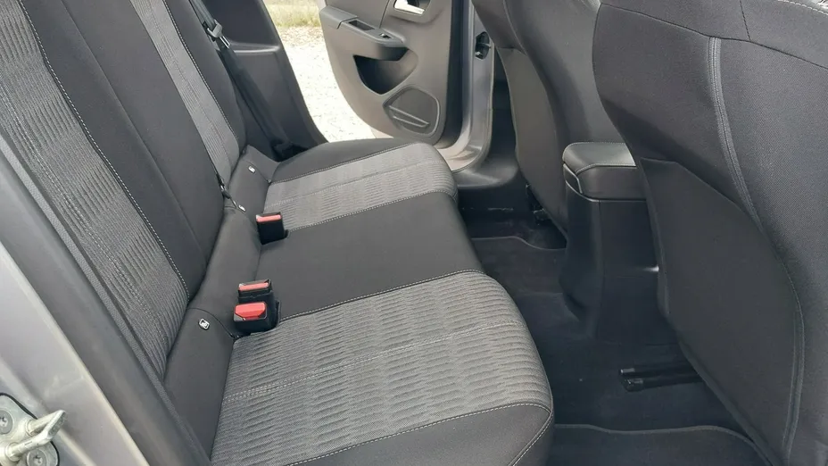 OPEL Corsa -