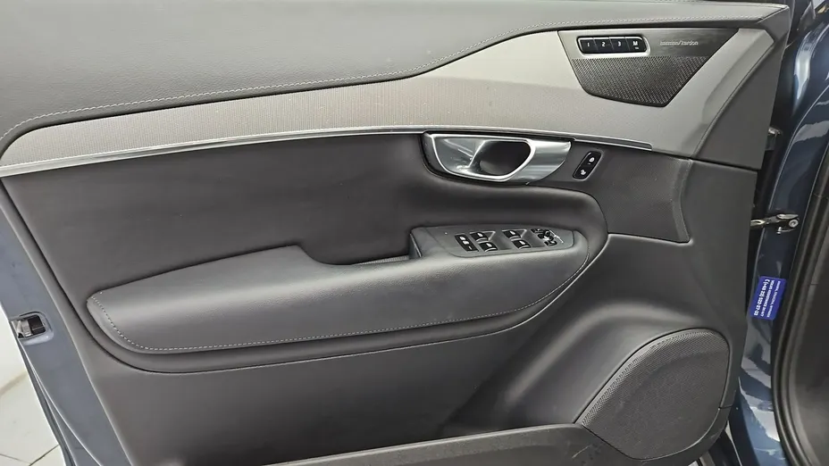 VOLVO XC90 -