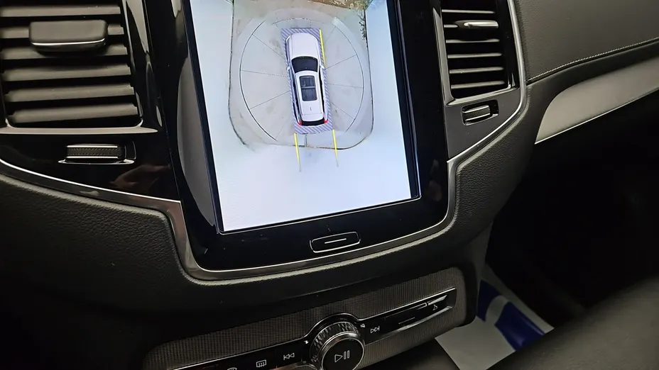 VOLVO XC90 -