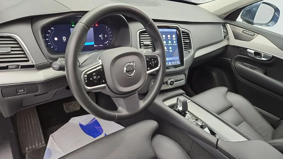 VOLVO XC90 -