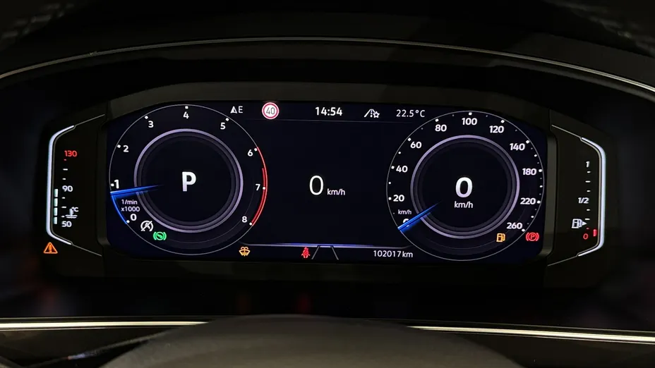 VOLKSWAGEN Tiguan Allspace -