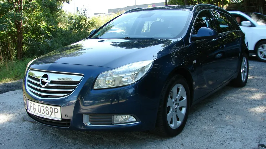 OPEL Insignia -