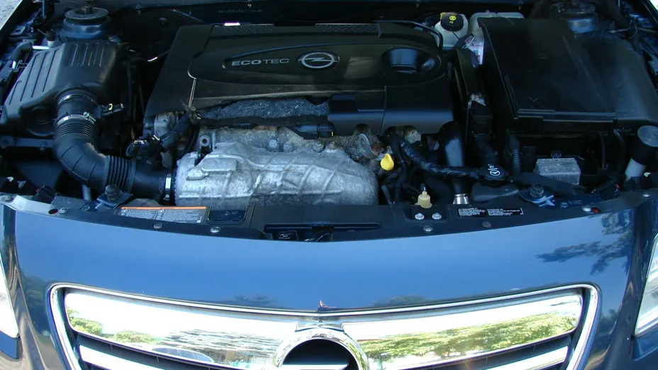 OPEL Insignia -
