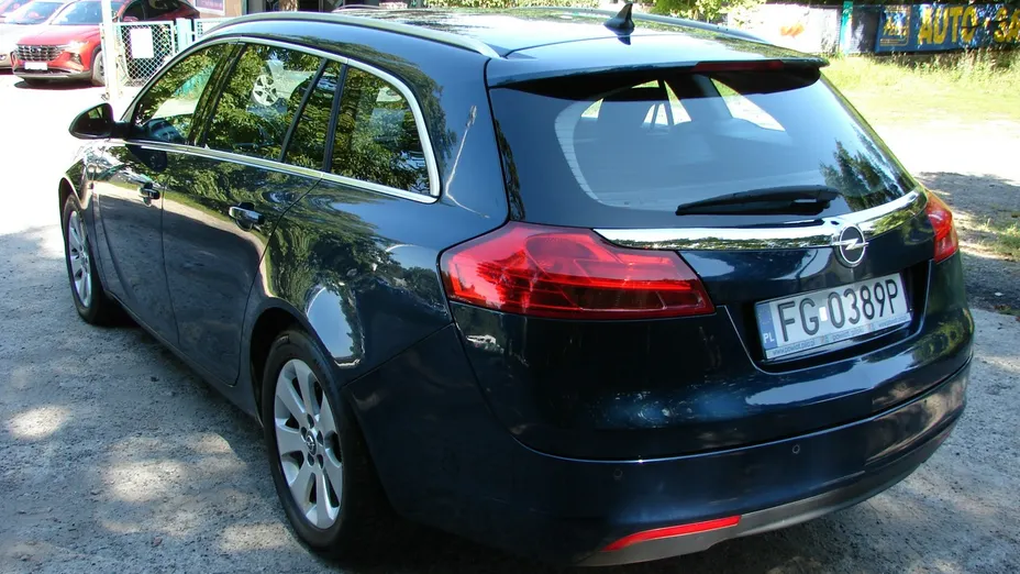 OPEL Insignia -