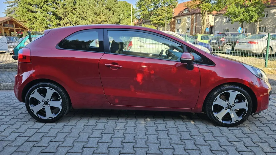 KIA Rio -