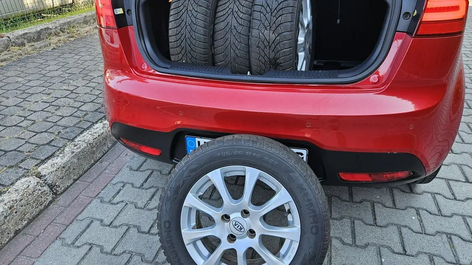 KIA Rio -