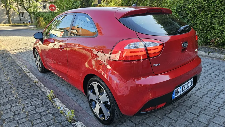 KIA Rio -