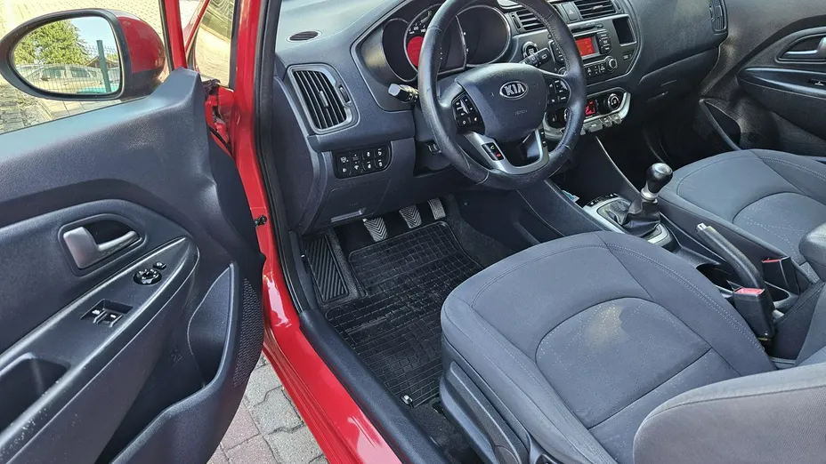 KIA Rio -