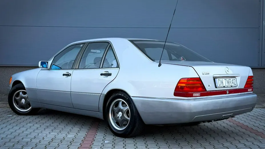 MERCEDES-BENZ S Klasa -