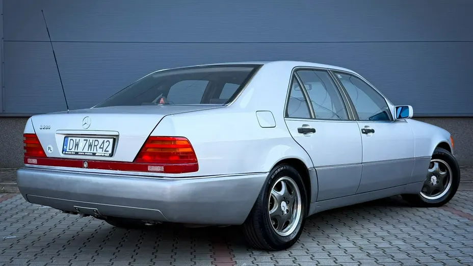 MERCEDES-BENZ S Klasa -