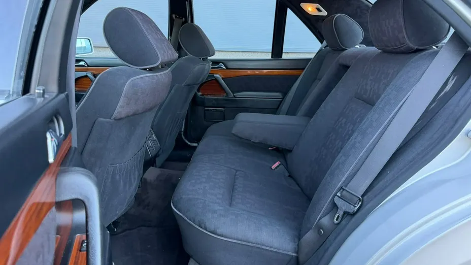 MERCEDES-BENZ S Klasa -