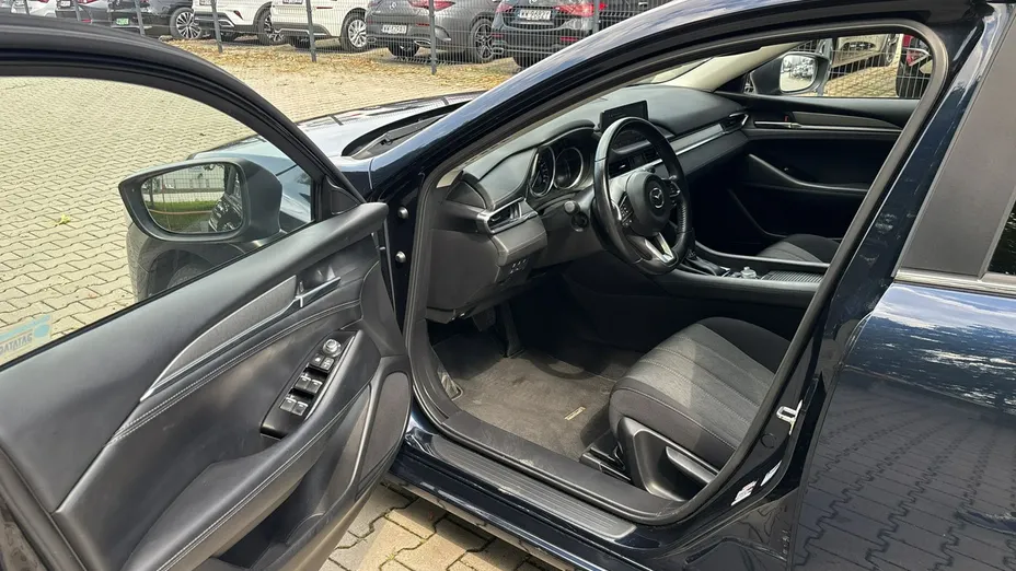 MAZDA 6 -