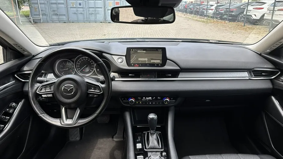 MAZDA 6 -
