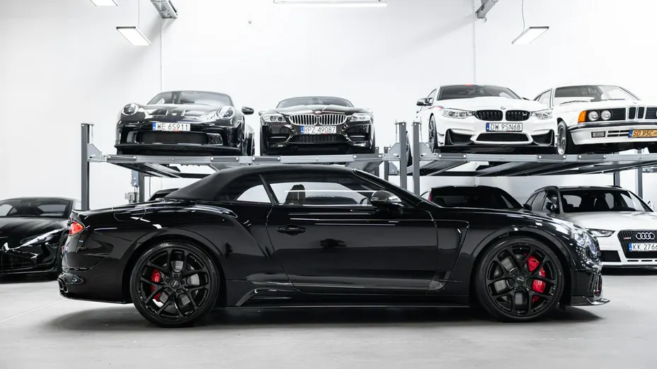 BENTLEY Continental -