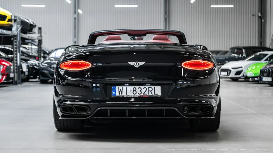 BENTLEY Continental -