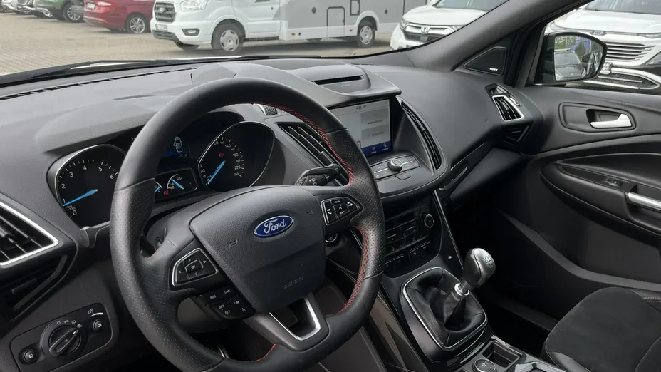 FORD Kuga -