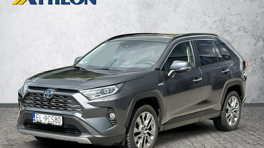 TOYOTA RAV4 -