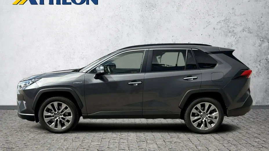 TOYOTA RAV4 -
