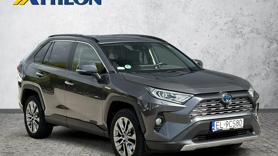 TOYOTA RAV4 -