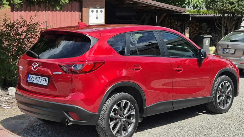 MAZDA CX-5 -