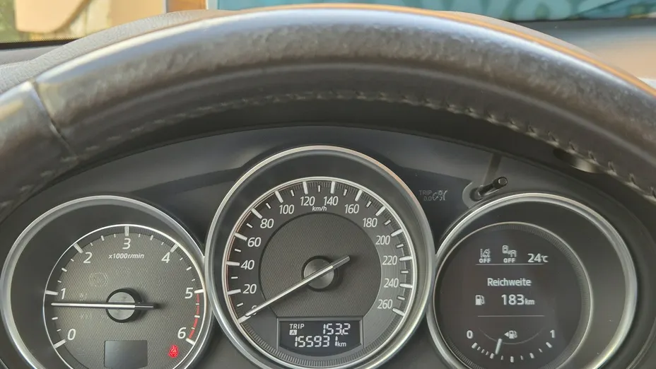 MAZDA CX-5 -